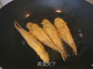 油炸鳎鰢羔的做法步骤：4