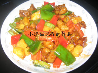 菠萝咕噜肉的做法步骤：1