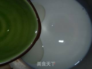 下午茶轻松做：葡萄干酸奶天使蛋糕的做法步骤：1