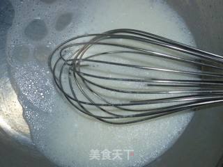下午茶轻松做：葡萄干酸奶天使蛋糕的做法步骤：2