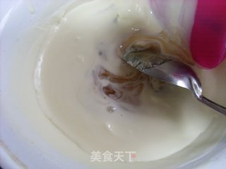 玫瑰花巧克力--巧克力玫瑰花的做法步骤：6