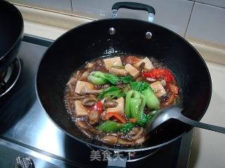 素烧杂菇嫩豆腐的做法步骤：7
