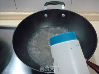 锅仔海鲜乌冬面的做法步骤：8
