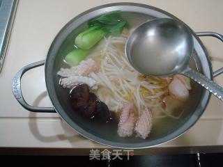 锅仔海鲜乌冬面的做法步骤：9