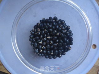 醋泡黑豆的做法步骤：5