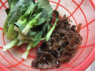 三鲜粉丝汤的做法步骤：3