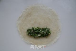 荠菜春卷的做法步骤：7