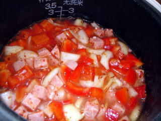 红椒圆葱焖饭的做法步骤：7