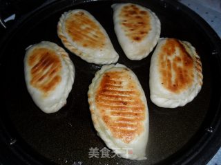 韭菜盒子的做法步骤：11