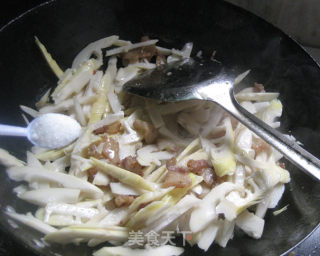 来自春天的美味——家常酸菜竹笋的做法步骤：6