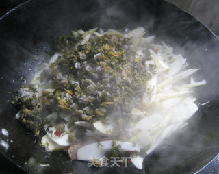 来自春天的美味——家常酸菜竹笋的做法步骤：8