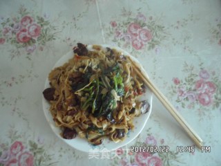 腊肠炒面的做法步骤：5