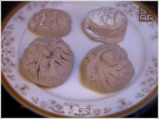 豆渣霉菜肉包的做法步骤：9