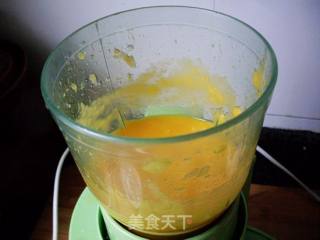 芒果酸奶慕斯的做法步骤：2