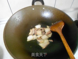 黄椒炒肉的做法步骤：2