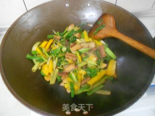 黄椒炒肉的做法步骤：5