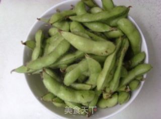 盐水毛豆的做法步骤：1