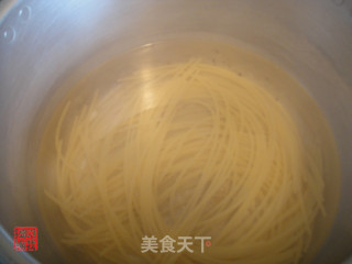 芝士芦笋面的做法步骤：3