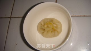 酱肉包子的做法步骤：1