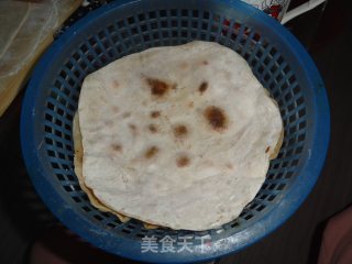 春饼鸡蛋卷的做法步骤：1