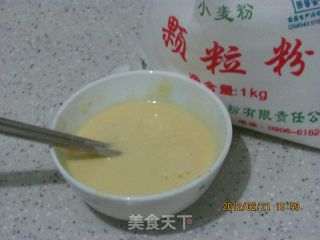 炸鱼块的做法步骤：3