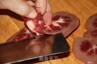 菠萝腰花的做法步骤：1