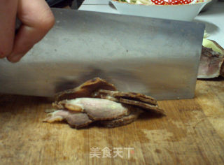 菜头炒腊肉的做法步骤：3