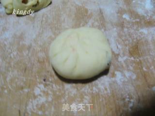 葡萄干果酱小餐包的做法步骤：17