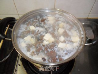 酸辣鸭血豆腐汤的做法步骤：6