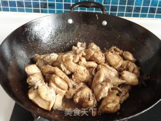 鸡块烧鲜藕的做法步骤：4
