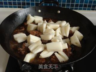 鸡块烧鲜藕的做法步骤：8