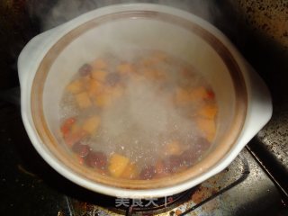 补血养颜甜汤的做法步骤：4