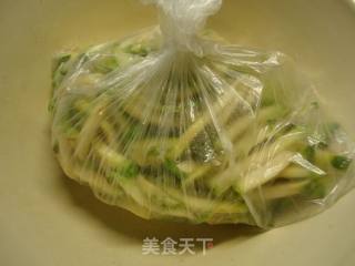 自制下饭小咸菜—麻辣冲菜的做法步骤：6