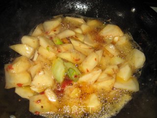 咖喱土豆的做法步骤：2