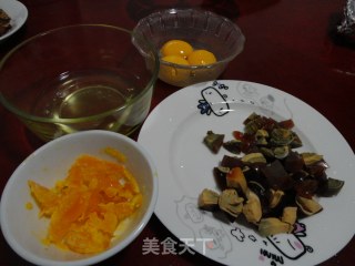 火腿丝彩色蛋的做法步骤：1