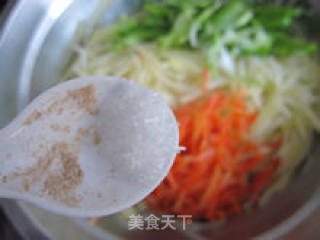 开胃的——炝拌土豆丝的做法步骤：7