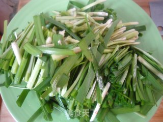 韭菜炒鸡蛋的做法步骤：1