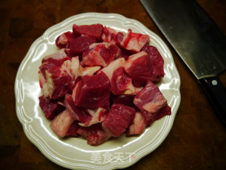 山药烧牛肉的做法步骤：2