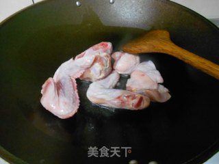 卤鸡翅的做法步骤：2