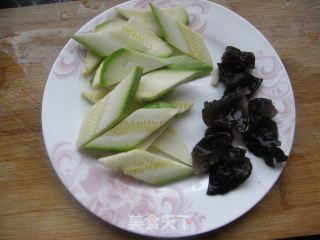 三色彩椒溜肉片的做法步骤：6