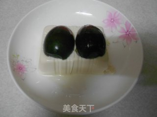 皮蛋豆腐的做法步骤：5