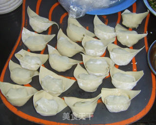 香菜肉馅大馄饨的做法步骤：9