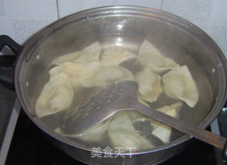 香菜肉馅大馄饨的做法步骤：12