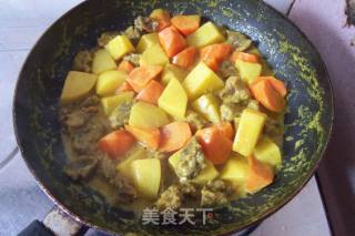 咖喱牛腩的做法步骤：8