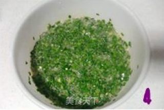 韭菜鸡蛋饼的做法步骤：4