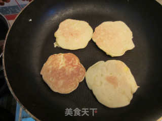 香甜玉米饼的做法步骤：6