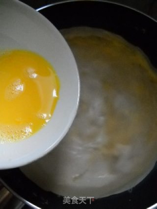 葱香蛋夹饼的做法步骤：4