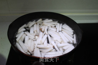 素菜吃出肉菜味 长豆角清炒杏鲍菇的做法步骤：3