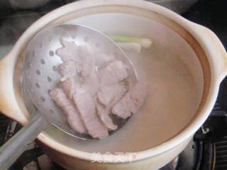 咸肉片煲春笋的做法步骤：6