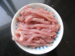 芹菜炒肉丝的做法步骤：8